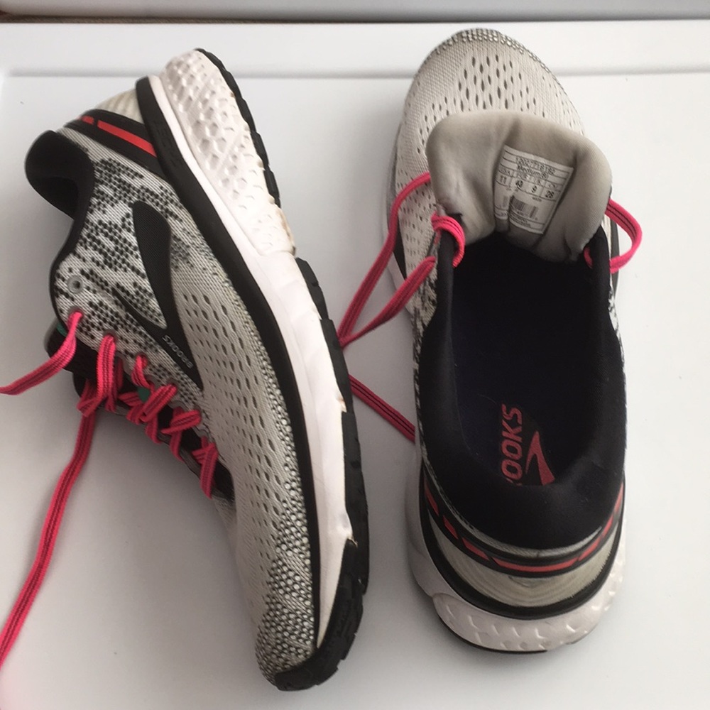 Brooks GORGEOUS!ghost 11 knitted athletic sneakers - Picture 7 of 10